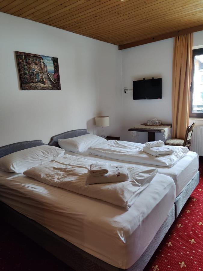 Hotel Lindwurm Bad Goisern Eksteriør billede