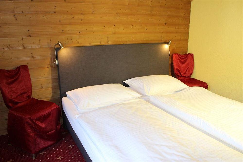 Hotel Lindwurm Bad Goisern Eksteriør billede