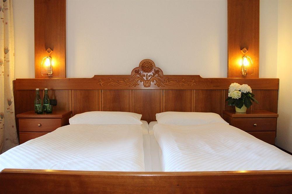 Hotel Lindwurm Bad Goisern Eksteriør billede